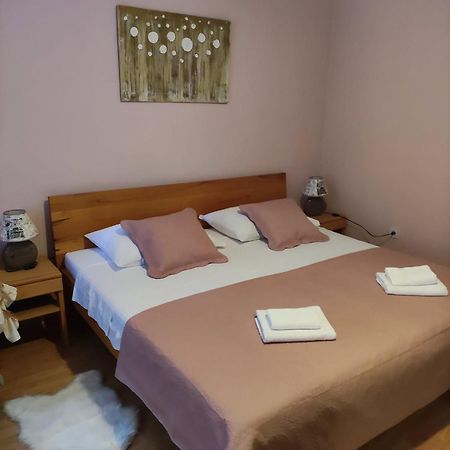 Village Apartment Zagvozd Dış mekan fotoğraf