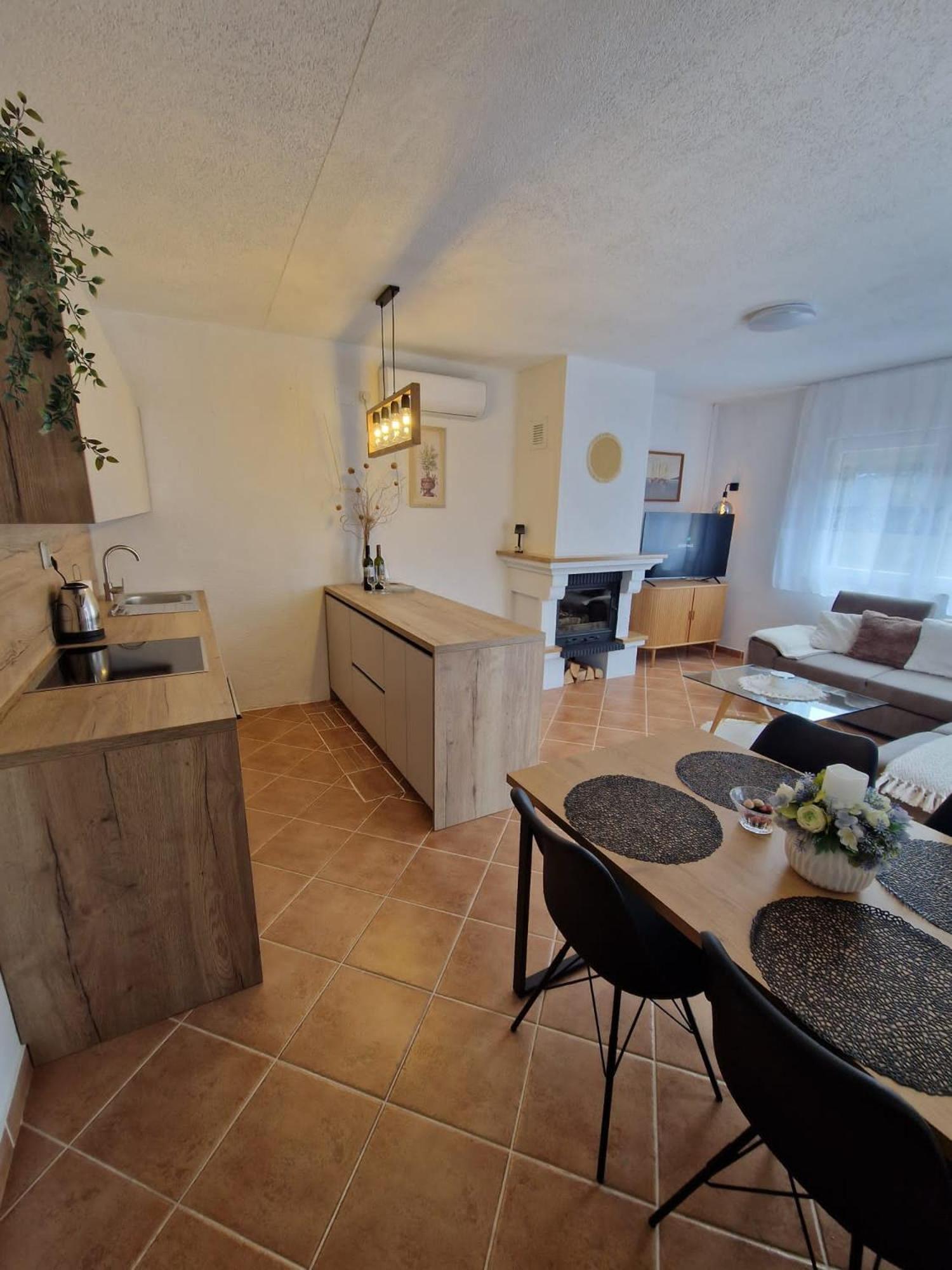 Village Apartment Zagvozd Dış mekan fotoğraf
